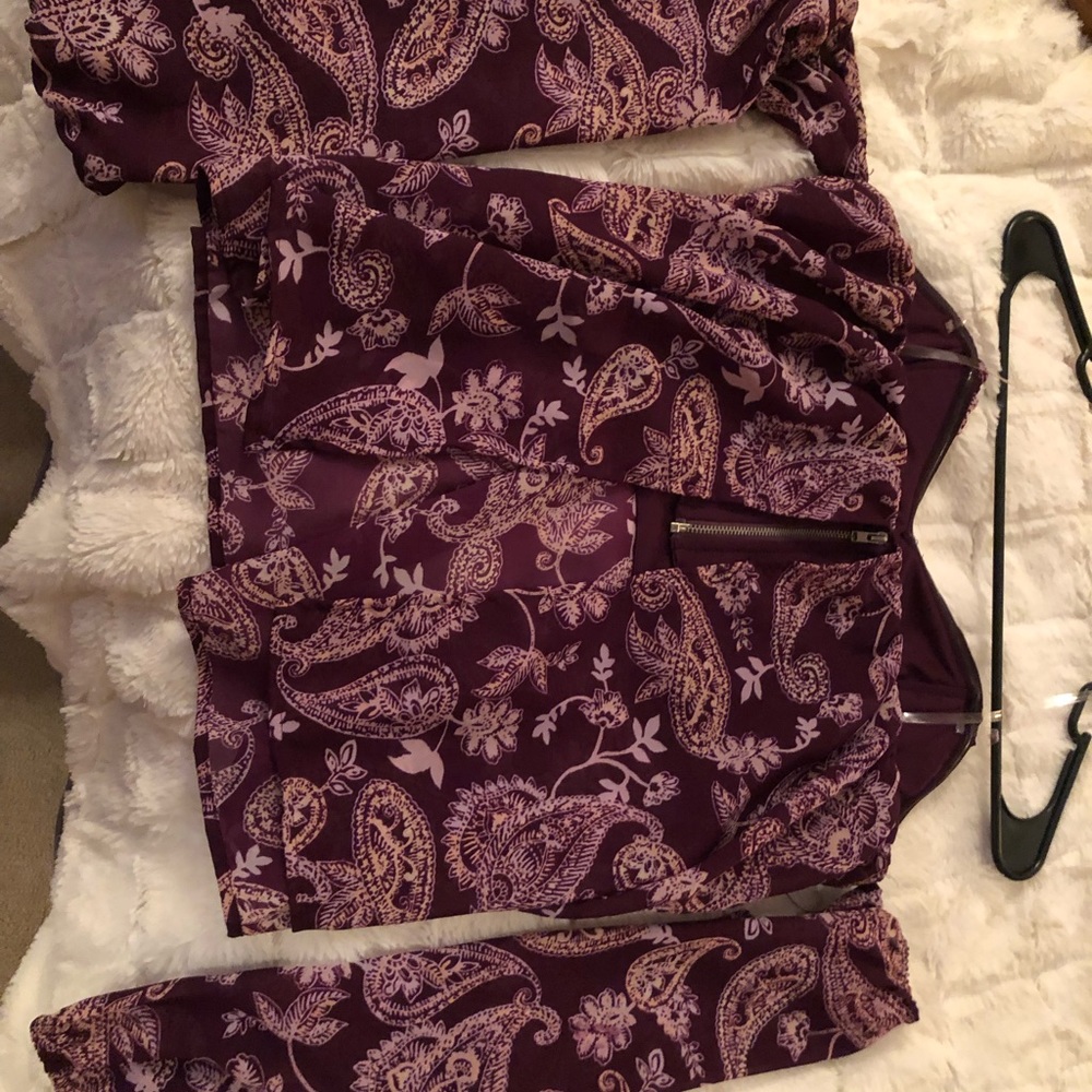 top - Picture 2 of 2